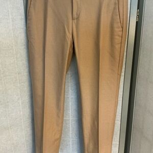 Banana Republic Women’s Tan Cropped Pants